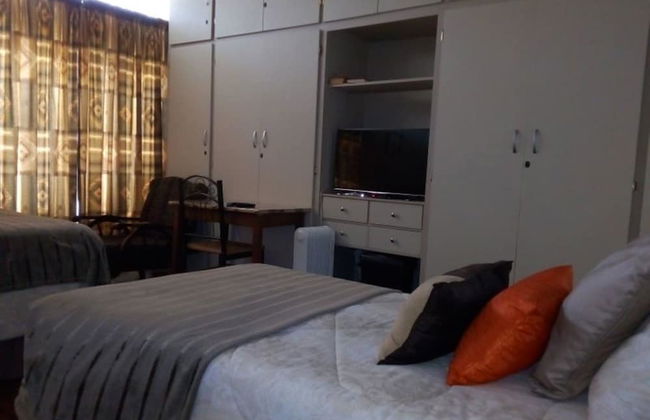 Casa Villa Guest House Carletonville - Suite 4 - Foto 1