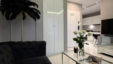 Apartamenty Prestiż 200 metrów od centrum - Foto 4, wardrobe