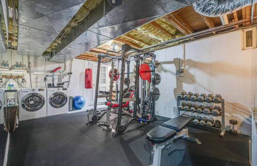 Stunning luxury Retreat I Wineries & Fall Farm Fun - Photo 29