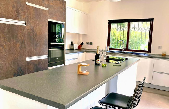 Villa With Pool and Garden 9 min to Beach in Lapta - Foto 5