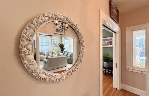 Big New England Family Home; walk to beach, shops - Foto 30