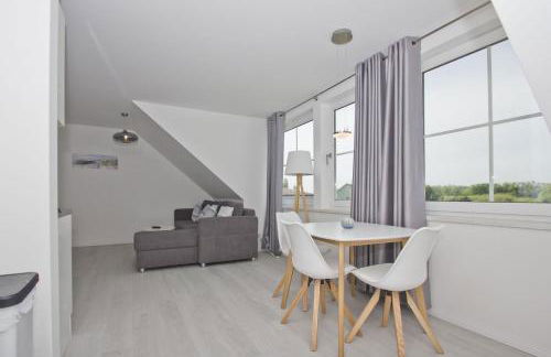 Haus Inselwind FeWo MEERstrand mit Schwimmbad und Saunanutzung im AHOI-Erlebnisbad Sellin - Foto 12