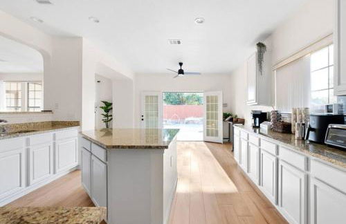 Large Groups House with Heated Pool & Hot Tub, Pet friendly - Foto 36