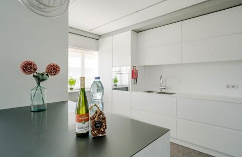 River Town View - Luxury Apartment with Jacuzzi on Terrace - Foto 31