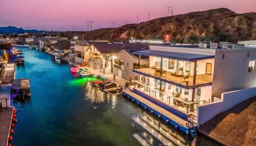 Chateau Bleu, Canal front Stunner - Foto 4