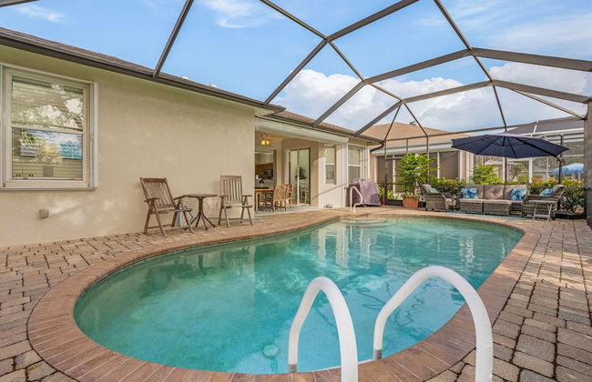 Sunshine Daydream Our Beautiful Monthly Pool Home! 3 Bedroom Home by RedAwning - Foto 13