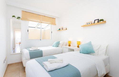 Home2Book Cute Apartment Terrace & Pool El Porís - Foto 25