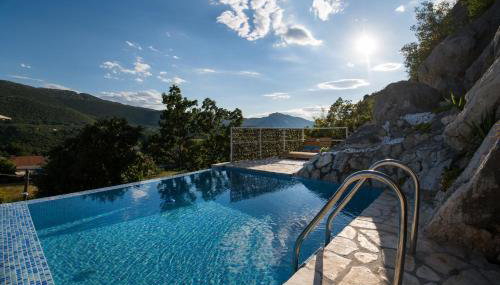 Stone House Marin - Photo 3