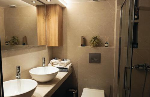 Lunix Luxury Apartment on Metro Station - Foto 24