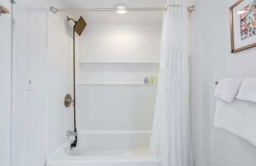 Walk to Campus and Palmer Square Dtwn Townhome - Foto 15