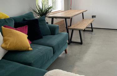 Modern Apartment Central Woodstock with Parking - Foto 12