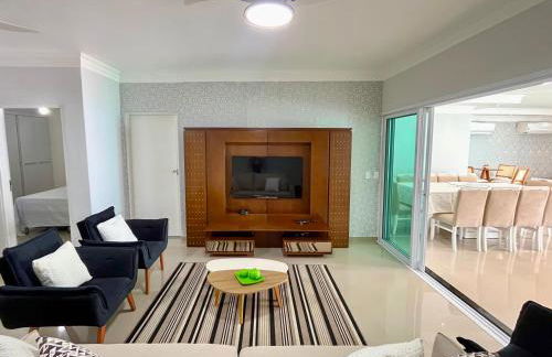 Casa Espaçosa com 5 Quartos Piscina Privativa 300m da Praia Ar condicionado em todos cômodos - Foto 5