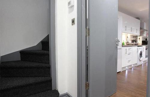 Lewis Apartment in the Heart of the Northern Quarter sleeps up to 12 - Photo 25