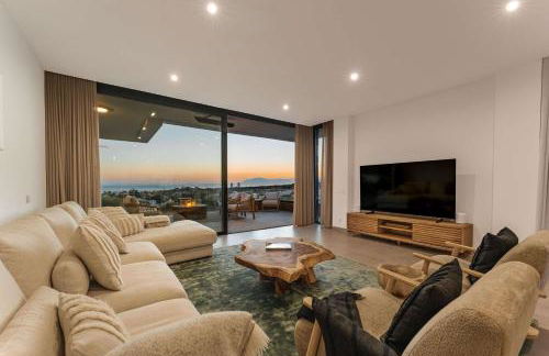 Casa Sol Luxury Rooftop Penthouse Gym Spa Pools - Photo 25