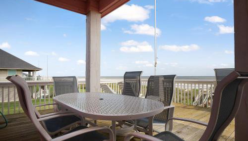 Beach Front Cottage with Beautiful Ocean Views! - Foto 4