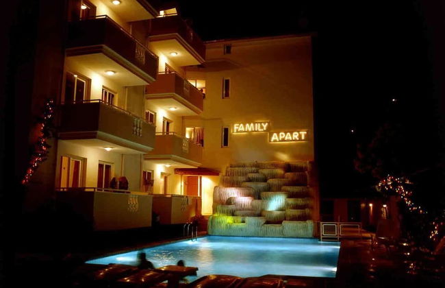 Family Apart - Photo 18