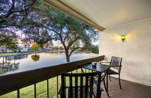 Serene Lakeside Beauty - Photo 20