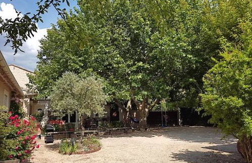 Le Mas des Cigales avec parc et grande piscine - Foto 28