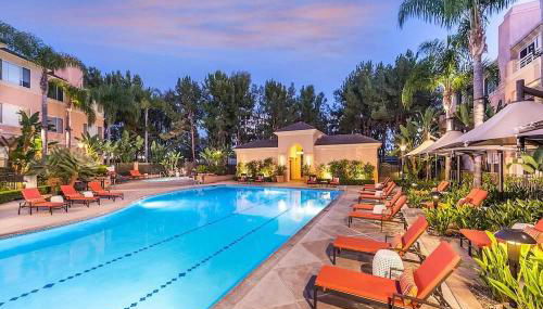 Irvine 2Bedroom 2 Bathroom Apartment with Kitchen Pool gym - Photo 2