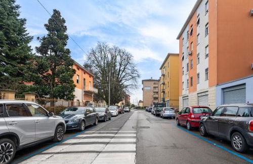 Blu&Yellow Apartment in Parma Station - Photo 24