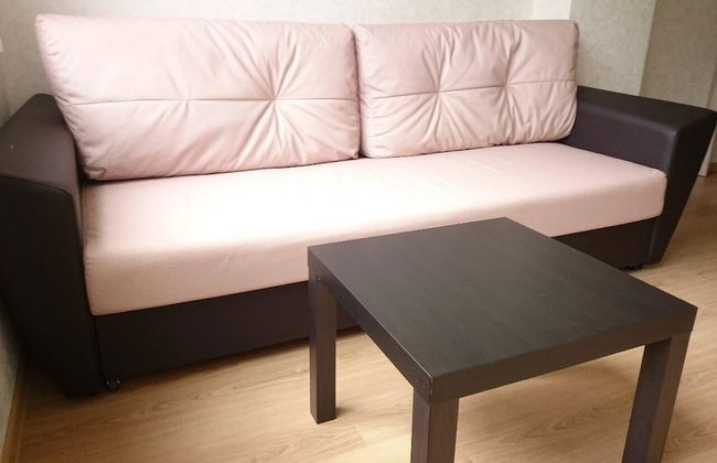 Apartment on Lysaya Gora 36-2a Green Area 5 - Photo 2