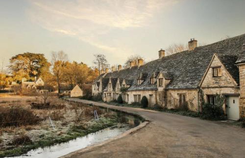 Group Stay in the heart of Bibury - Foto 52