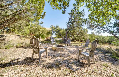5 Mi to Dtwn Dripping Springs Cabin with Jacuzzi! - Foto 29
