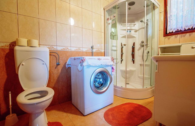 Serene Holiday Home in Dolus With Private Garden - Photo 8