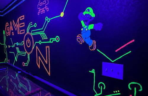 6BDRM Amazing Game RoomHeated Pool3KING4QUEEN - Photo 30