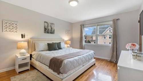 Close to NYC | King Bed | Free Parking - Foto 5