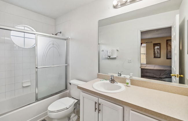 7/6.5 Beautiful Vacation Home With Private Pool, and Much More!! - Foto 77