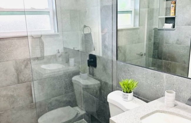 BnB Hyperion Spacious 2b1b Getaway Near Beach - Foto 18