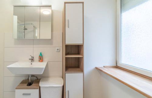 Berghof Wörner 2 Wohnungen für bis zu 20 Personen mit Balkon I Terrasse I 4 Bäder I NETFLIX I Ruhig und gemütlich wohnen - Foto 19