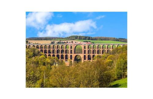 Holiday home in Oelsnitz with swimming pool - Foto 24