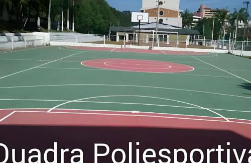 Espaçoso Flat com Varanda no Cavalinho Branco - Foto 20