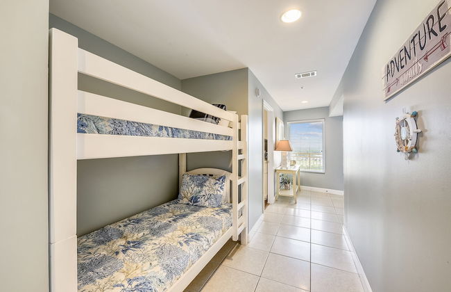 Splash Beach Resort by Book That Condo - Photo 60