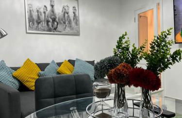 Stunning 2 bed apartment located on high street, 5 minutes from New Cross station, free parking, 1 minute from famous 5 star Lit shisha bar and restaurant - Foto 12