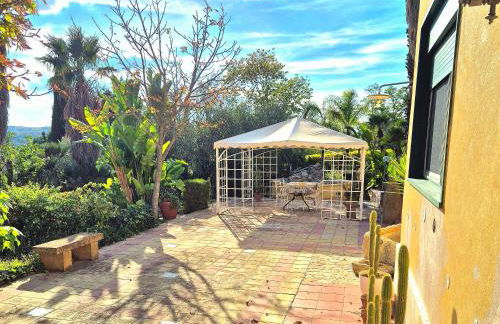 Donna Caterina House -Sicily-Hot tub, private parking, WI-FI - Foto 8