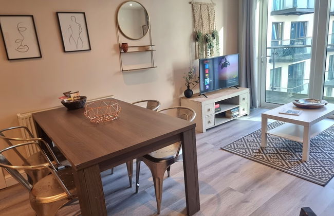 2-bed 2-bath Greenwich Apartment with balcony & lift - Foto 42