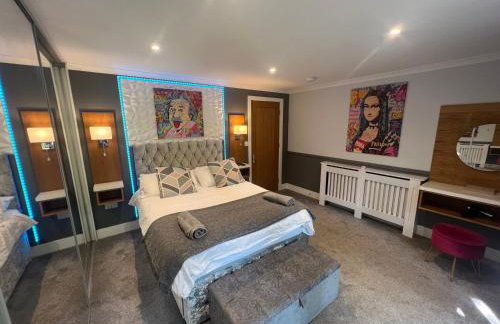 Luxury Woodlands Retreat, Countryside By The Coast - Photo 1
