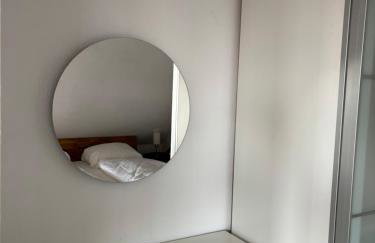 Zentrales, modernes Apartment mit Balkon, Küche & Garage - Foto 7