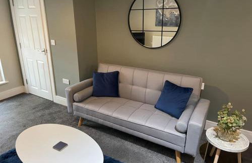 Willow House by Shortstays4U A lovely 2bedroom Townhouse with free parking in town centre! - Foto 2