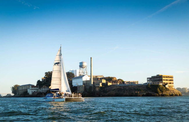 Balade en catamaran au coucher de soleil - Photo 3