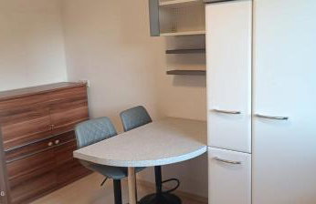 Übernachtungen 75 m2 Unterkunft Großer Parkplatz WLAN 1 Stock im Haus - Foto 8