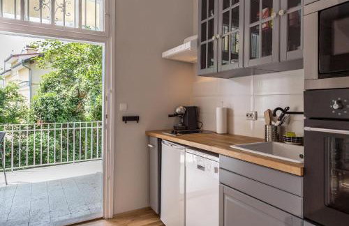 Apartment 7 - Photo 19