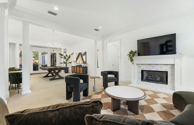 Chic & Secluded 4 BDR in Desirable Tarrytown! - Foto 13