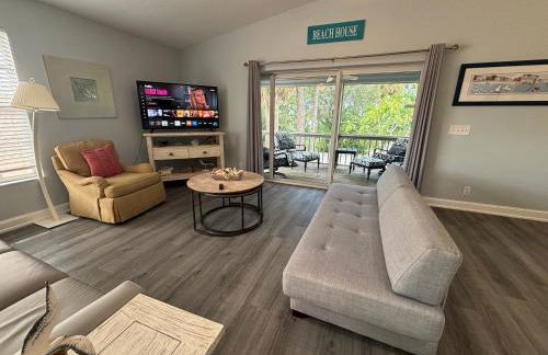 Redfish - Updated & Roomy 1.5 Mi to Beach Full Kitchen W&D - Foto 44