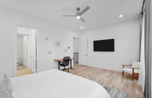 Modern 2BR l Pet-Friendly l Private Baths - Foto 9