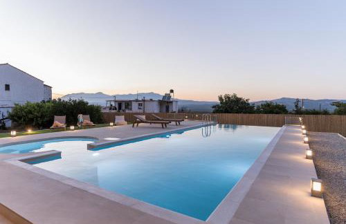 Ergini country villa with bio infinity pool & spa - Foto 32