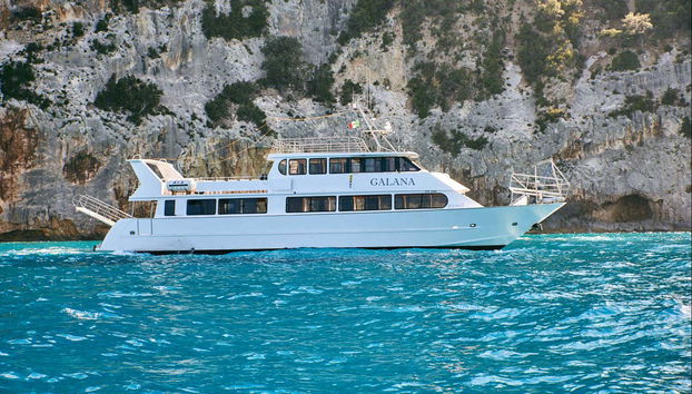 O barco em que navegaremos durante a excursão